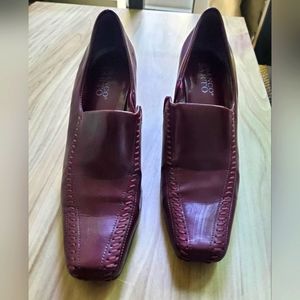 Franco Sarto Bootie Zip Heel 7 Deep Wine color